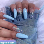 Press on nails
